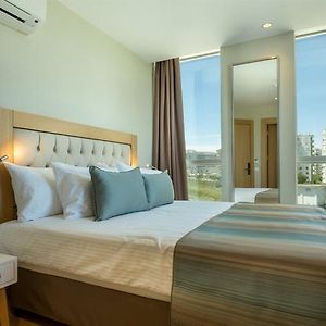 Aska River Suites